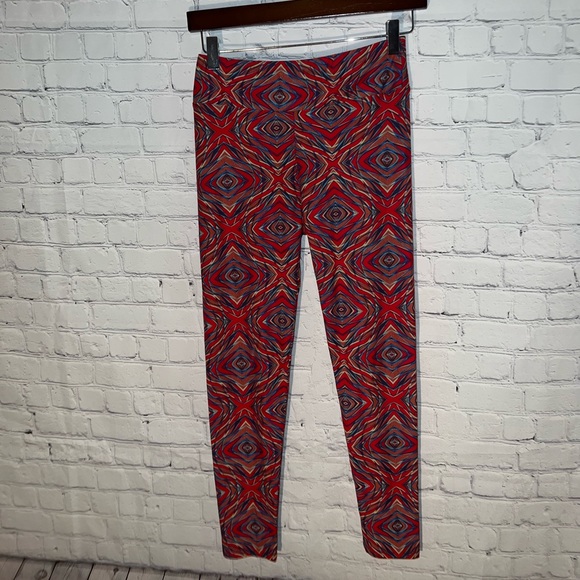 LulaRoe Red & Blue Leggings size One Size Fits All (OS) - Picture 2 of 7